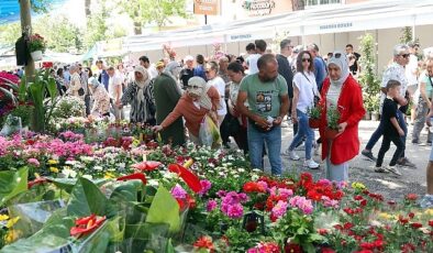 Bayındır Çiçek Festivali Son Gününde de Doldu Taştı