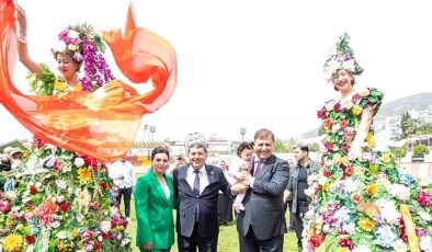 İzmir’in geleneksel festivaliyle Bayındır’da yine çiçekler açtı “Bize üretmek yakışıyor”