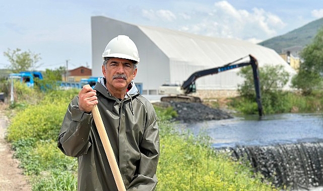 Şükrü Deviren dereye tekrar girdi, “Deremiz daha temiz akacak”