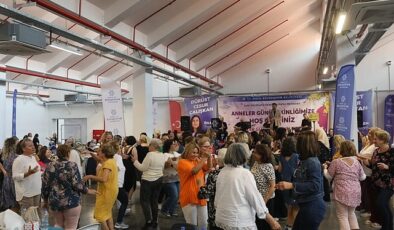 Aydın Büyükşehir Belediyesi, anneleri bir araya getirerek onların Anneler Günü’nü coşku içerisinde kutlamasını sağladı