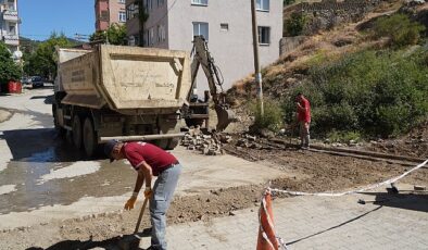 Edremit Belediyesi yol çalışmalarına hız verdi