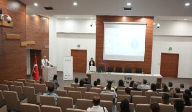 İzmir İl Milli Eğitim Müdürlüğü’nün yürüttüğü ‘DeThink’ projesi kapsamında oluşturulan teknoloji destekli platform, ortaokul öğretmenlerinin kullanımına sunuldu