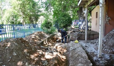 Kadıköy Belediyesi, Fenerbahçe Parkı’nda bulunan Osmanlı dönemine ait olduğu bilinen yaklaşık 600 yıllık Fener Köşkü Hamamı’nın restorasyonu için çalışmalara başladı