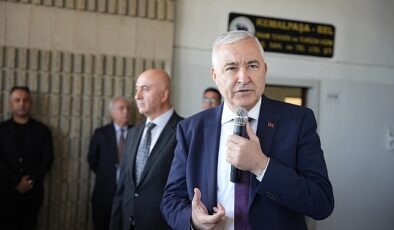Kemalpaşa Belediye Başkanı Mehmet Türkmen, belediye çalışanları ile bir araya gelerek yeni dönemde önemli çalışmalara imza atacaklarını belirtti