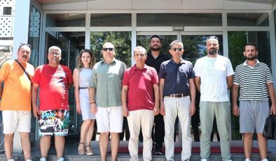 Kemer’de halk oyunları yarışması