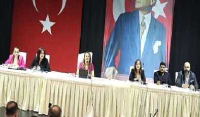 Konak Belediye Meclisi ayın ikinci oturumunu gerçekleştirdi
