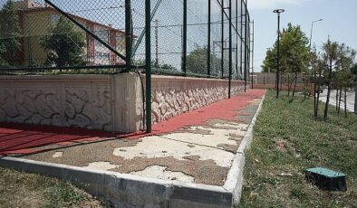 Lüleburgaz Belediyesi’nin yaptığı yürüyüş parkuruna zarar verildi